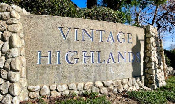 Stone wall carved with Vintage Highlands letterings | homes for sale in vintage highlands rancho cucamonga | Alvin Tapia